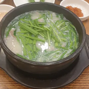 진가마솥돼지국밥 사진