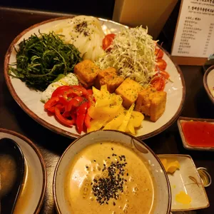 우기 리뷰 사진