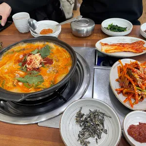 거제멸치쌈밥 사진
