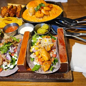 이터스 리뷰 사진