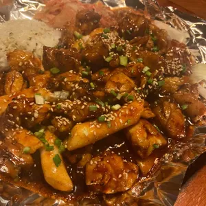 언클스닭오리숯불바베큐치킨 사진