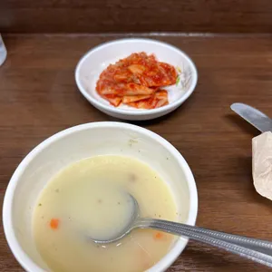 피터팬돈까스 사진