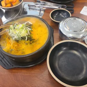 본말감자탕 사진