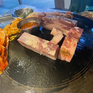 동두천솥뚜껑삼겹살 리뷰 사진
