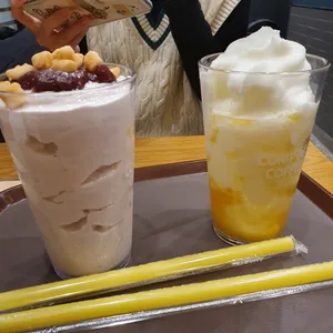 컴포즈커피 사진