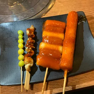 더꼬치다 사진