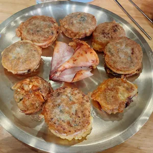 복돈이가마솥순대국 사진