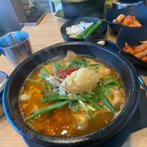 돈오돈돼지국밥 사진