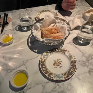 괴르츠 리뷰 사진