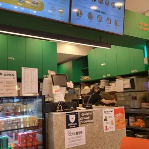 샐러디 리뷰 사진
