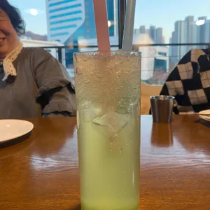 인더키친 사진