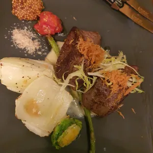 5테이블 사진
