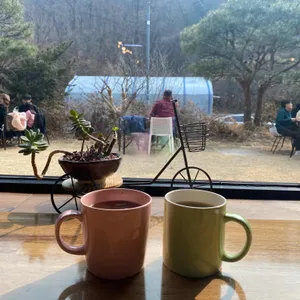 카페 스테이 사진