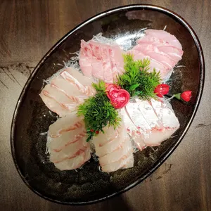 삼원일식 사진