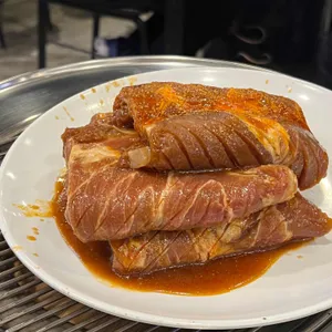 흥부골숯불돼지왕갈비 사진