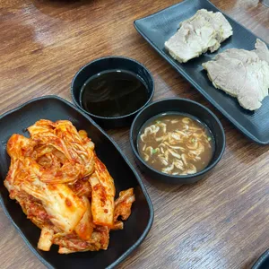 고산 들깨 칼국수 사진