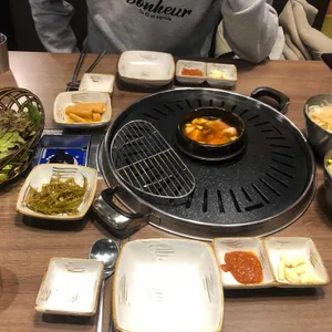 꽃담우정육식당 사진