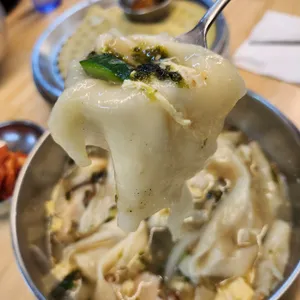 이층칼국수 리뷰 사진