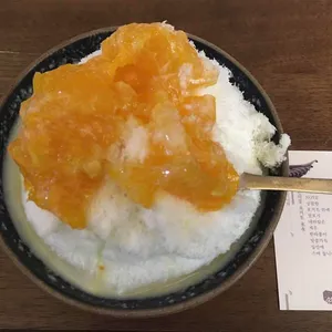 눈내리는숲설래임 사진