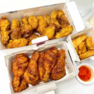 교촌치킨 사진