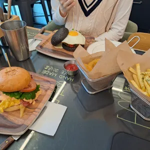 테이스티버거 리뷰 사진