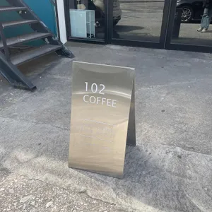 102커피 리뷰 사진