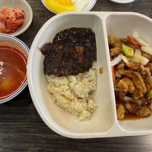 조아루 사진
