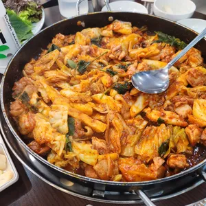 닭이봉춘천닭갈비 사진