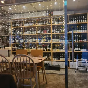 네비올로 리뷰 사진
