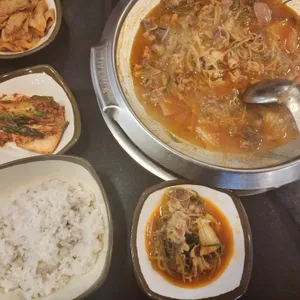신의주부대찌개 사진