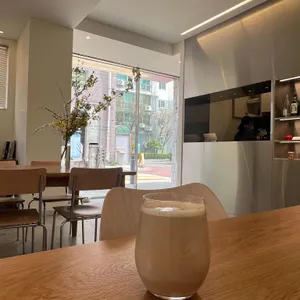 리프레쉬먼트 리뷰 사진