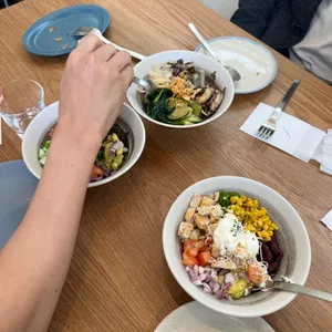 리프레쉬먼트 리뷰 사진