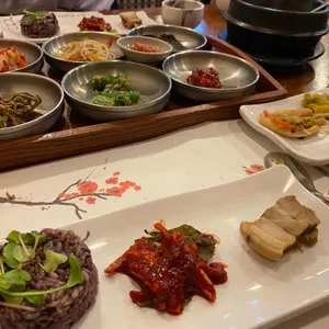 산아래 리뷰 사진