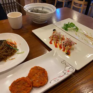 산아래 리뷰 사진