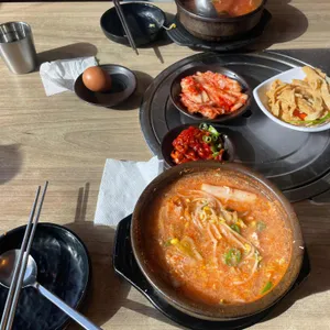 참뚝배기콩나물국밥 사진