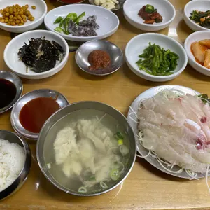 부산명물횟집 사진