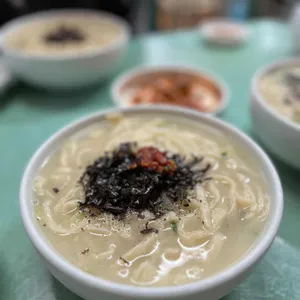프라자손칼국수 리뷰 사진