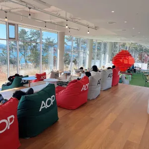 AOP 리뷰 사진