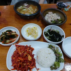 낙지한마리수제비상도 사진