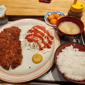 한성돈까스 사진