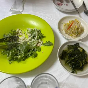 산마을도토리 사진