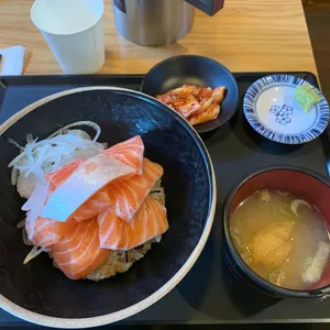 홍대돈부리 사진