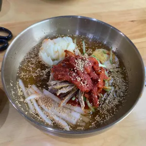 황포냉면 사진
