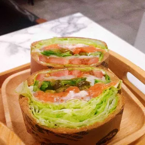 달리는커피 사진