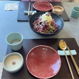 오찬회동 리뷰 사진