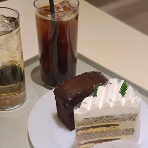 인터랙트 사진