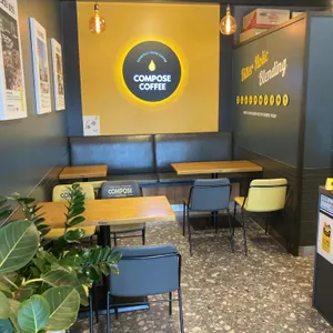 컴포즈커피 리뷰 사진
