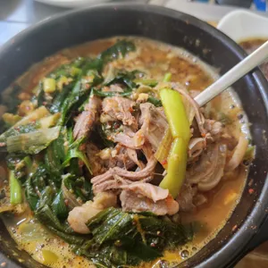청궁흑염소 사진