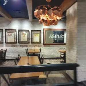 애슐리 퀸즈 리뷰 사진