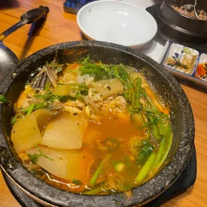 오가고 사진